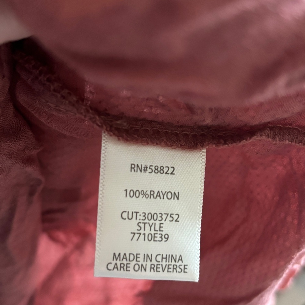 Max Studio Off The Shoulder Top - Picture 8 of 8